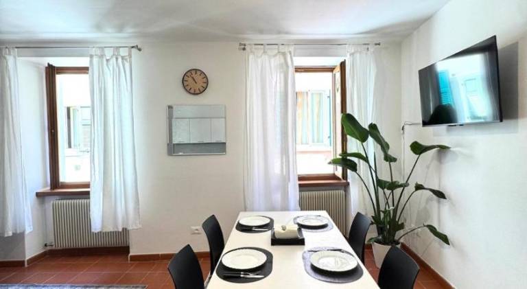 Holiday apartment with 2 rooms for 4 persons in Tenno