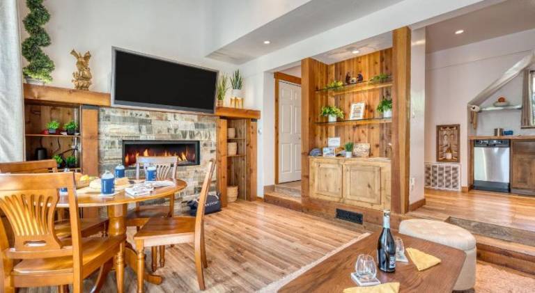 House with 2 rooms for 4 persons in Tahoe City, CA