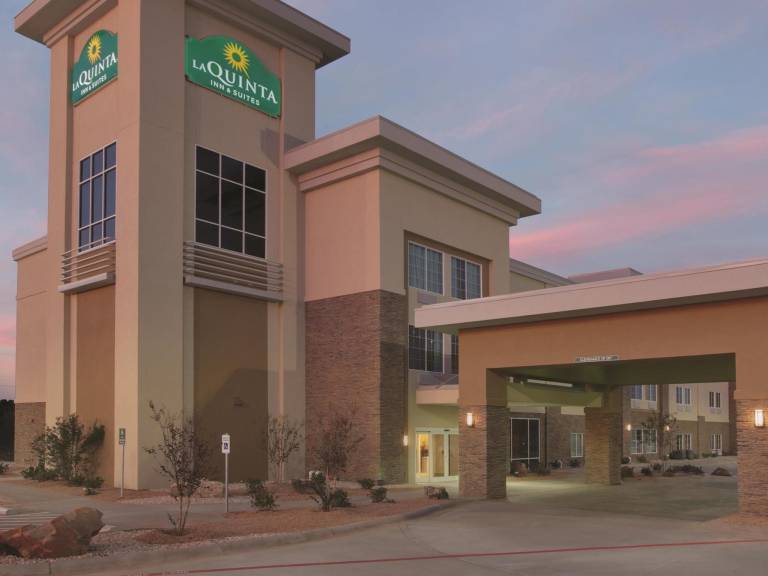 La Quinta Inn & Suites by Wyndham Andrews in Andrews, TX