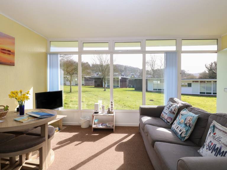 Cottage with garden | Beach view — photo 4