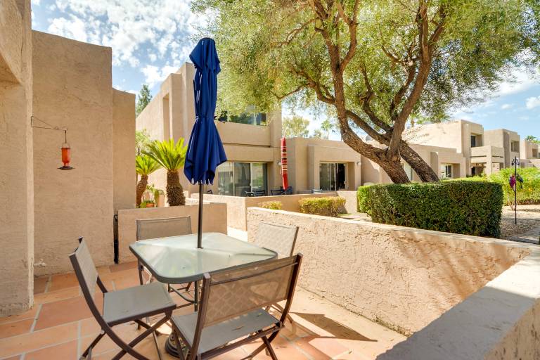 Pool Access! Pet-Friendly Snowbird Retreat in Mesa — photo 2