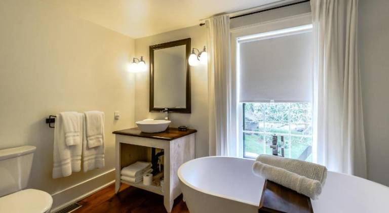Woodbourne Inn — photo 2