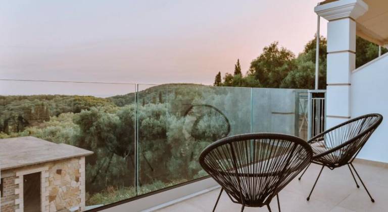 House with terrace & garden | Pets allowed — photo 3