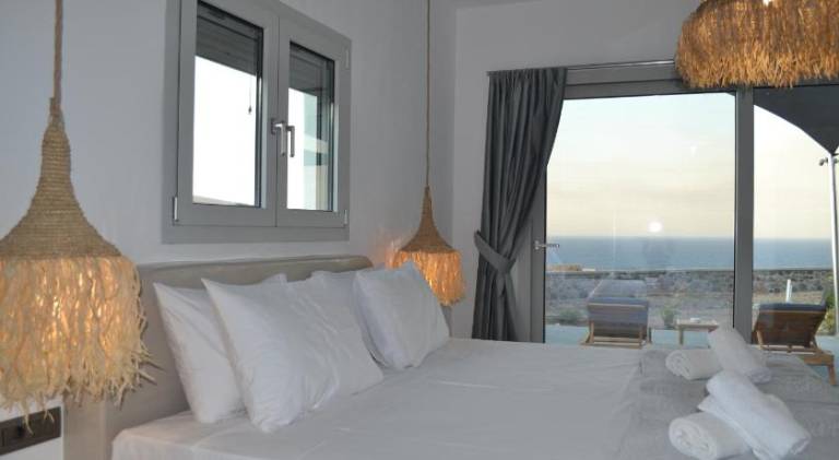 Beautiful villa with garden, terrace & hot tub | Pets are welcome — photo 2