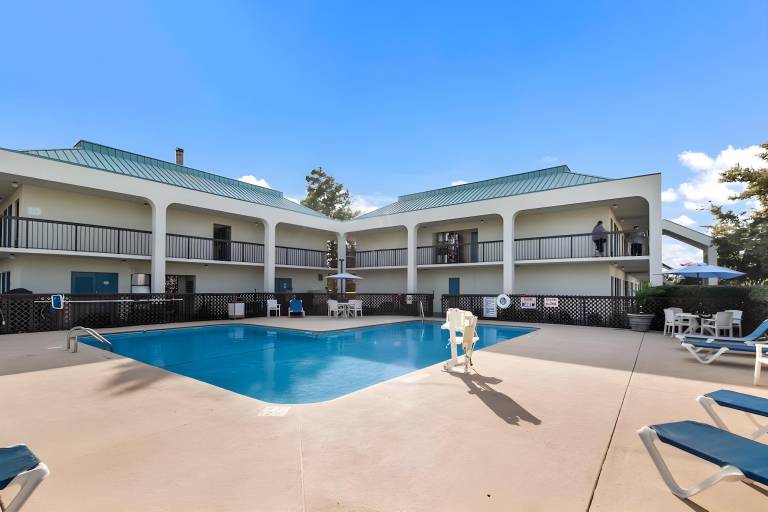 Studio 6 Suites Jacksonville, NC – Camp LeJeune — photo 3