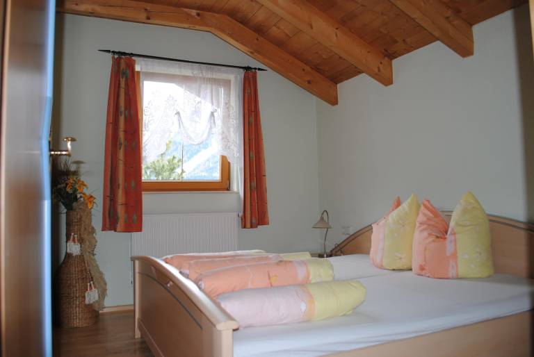 Apartment with 2 rooms for 6 persons — photo 3