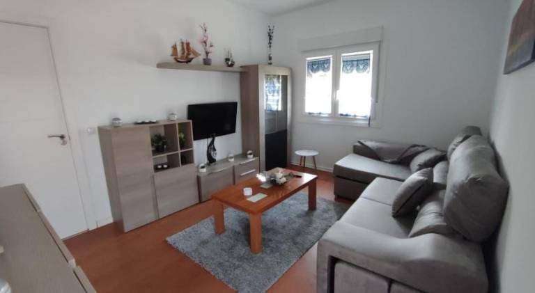 Fully equipped rental apartment with patio & yard | Pets are welcome — photo 2
