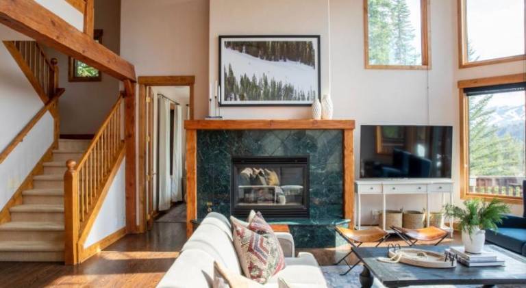 Zendo by AvantStay Serene Mountain Abode w Hot Tub Views — photo 2