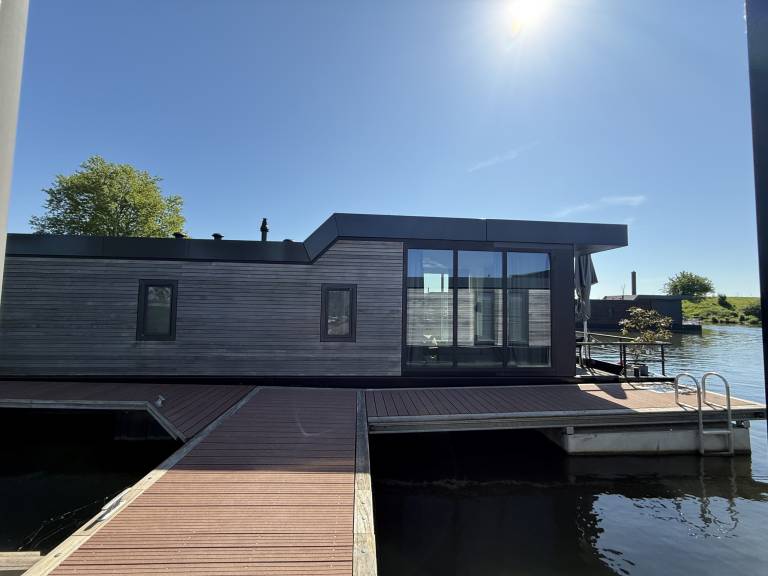 Wunderschönes Hausboot mit Terrasse | Hunde erlaubt
