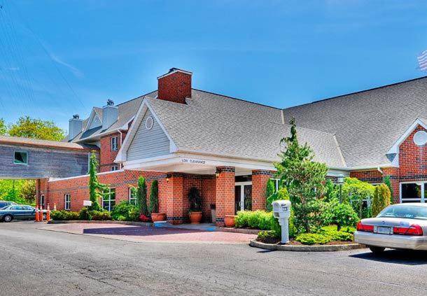 Hawthorn Suites by Wyndham Erie — photo 2