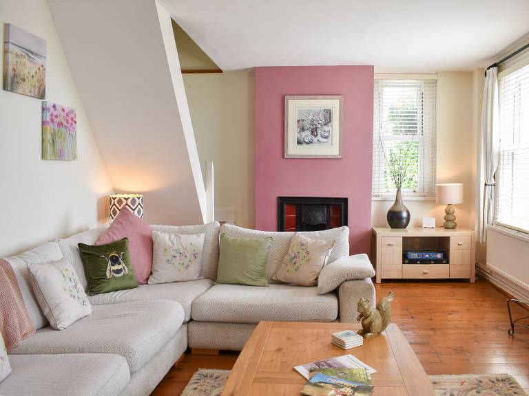 Cottage with garden | Beach view — photo 2