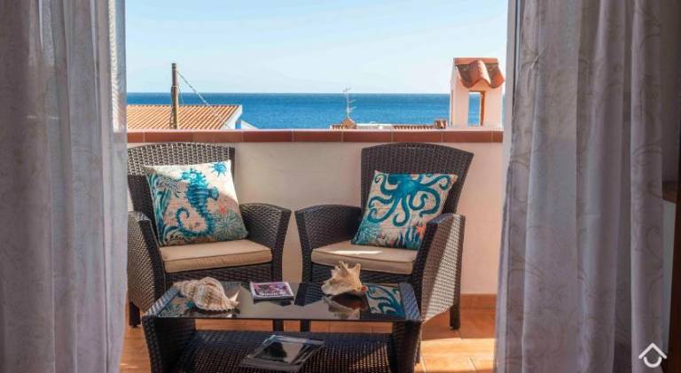 Rental apartment with terrace, garden & BBQ | Close to the beach | Pet-friendly in Dorgali