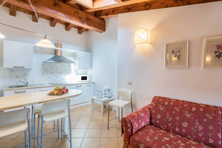 Apartment 'Antica Torre Goethe' with Mountain View, Wi-Fi and Air Conditioning — photo 4