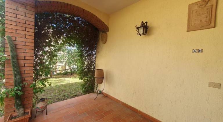 Vacation home with terrace & garden — photo 3