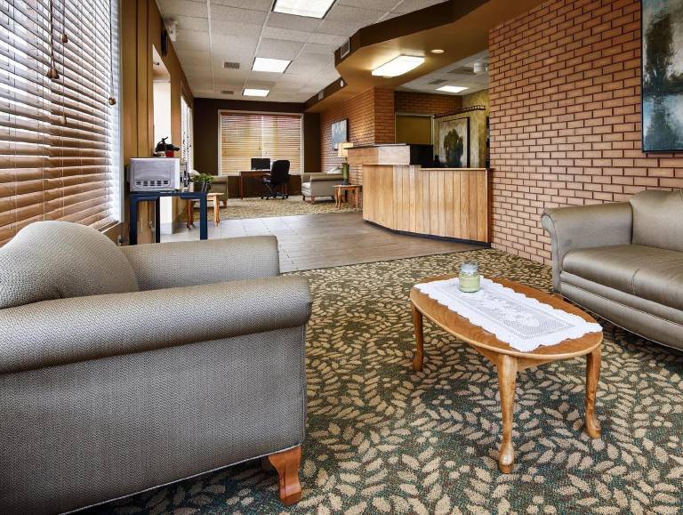 Days Inn by Wyndham Breezewood — photo 3