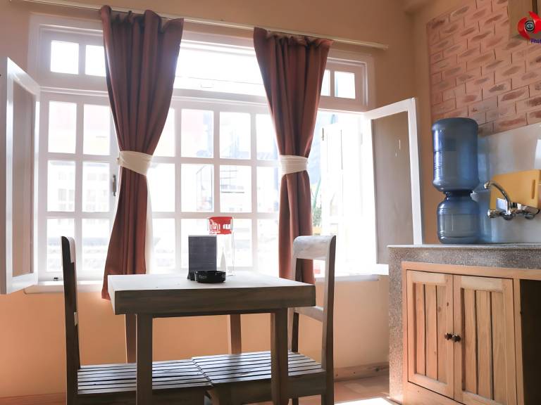 Serviced apartment with yard & terrace | Pets allowed — photo 4