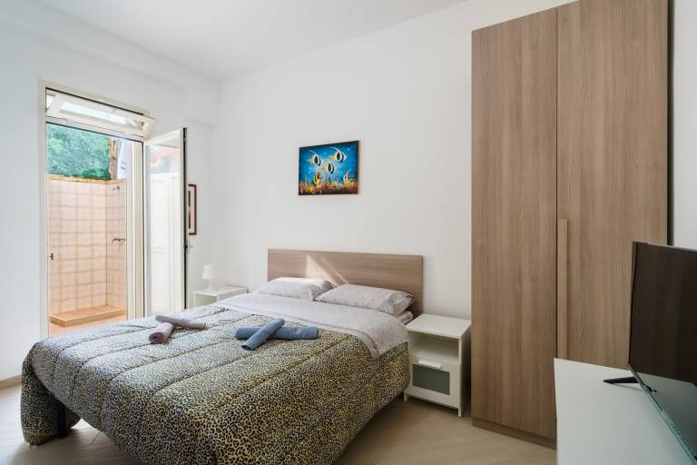House with grill, yard & fast internet | Next to the beach | Dogs allowed in Porto Cesareo