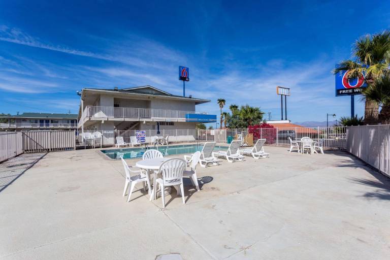 Motel 6 Needles, CA — photo 3