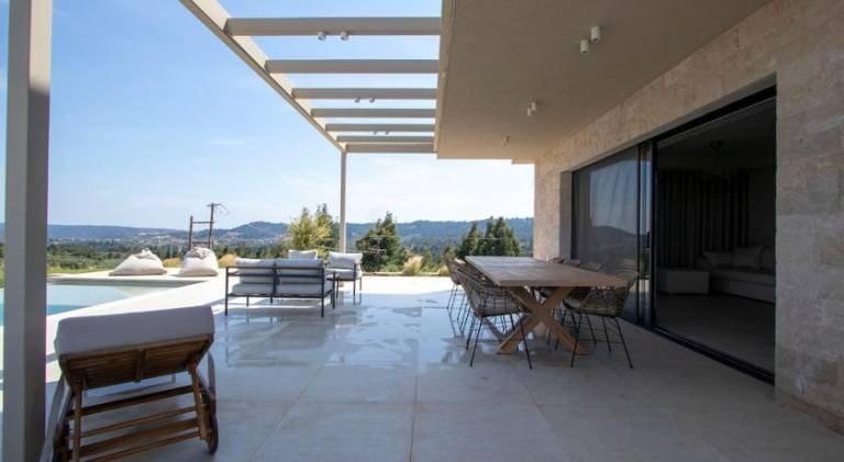 Villa with garden, grill & private pool — photo 3