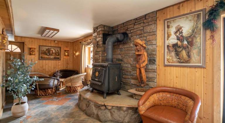 Spirit Lake Lodge — photo 4