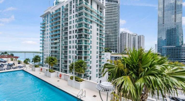 Modern Brickell Condo with Ocean & City Views — photo 3