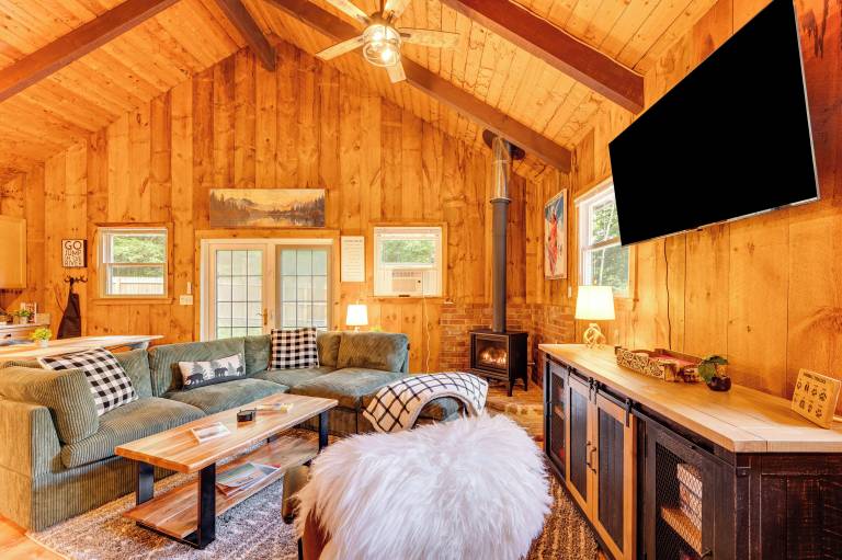 Cabin  Conway