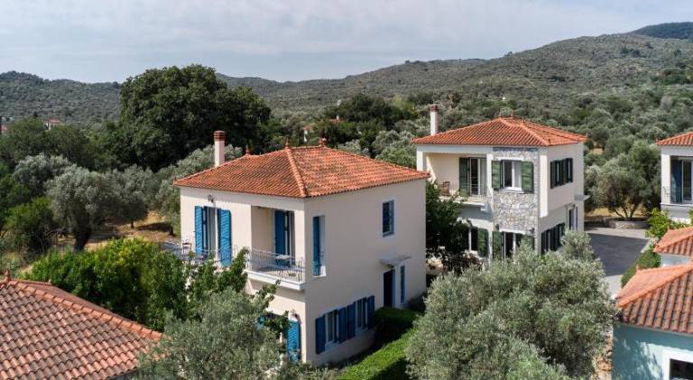 Villa with 2 rooms for 6 persons in Lesvos