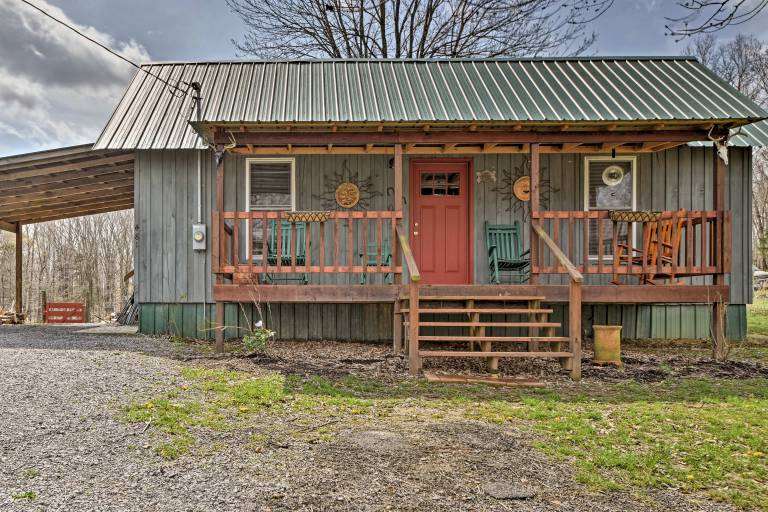 Remote Kentucky Cabin w Fire Pit & 2 Ponds