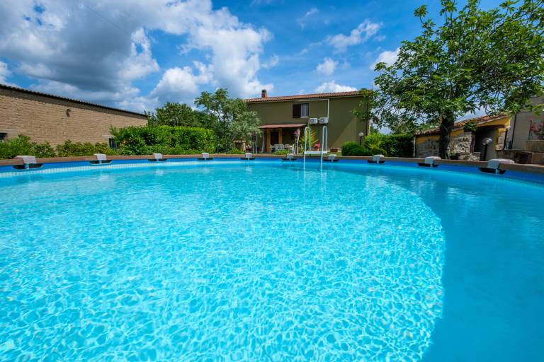 Pet-Friendly Holiday Home Fonte Etrusca with Pool, Garden & Wi-Fi in Sorano