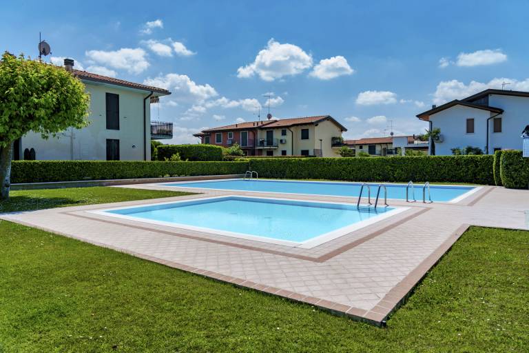 Regarda - The Sun appartamento rinnovato con piscina — photo 2