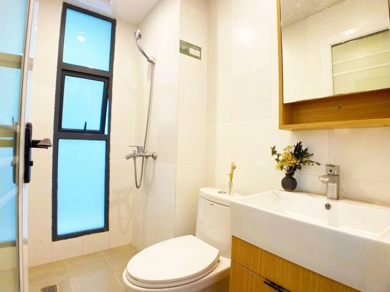 Rental apartment with yard — photo 4