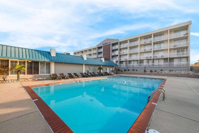 Comfort Inn On the Ocean — photo 2