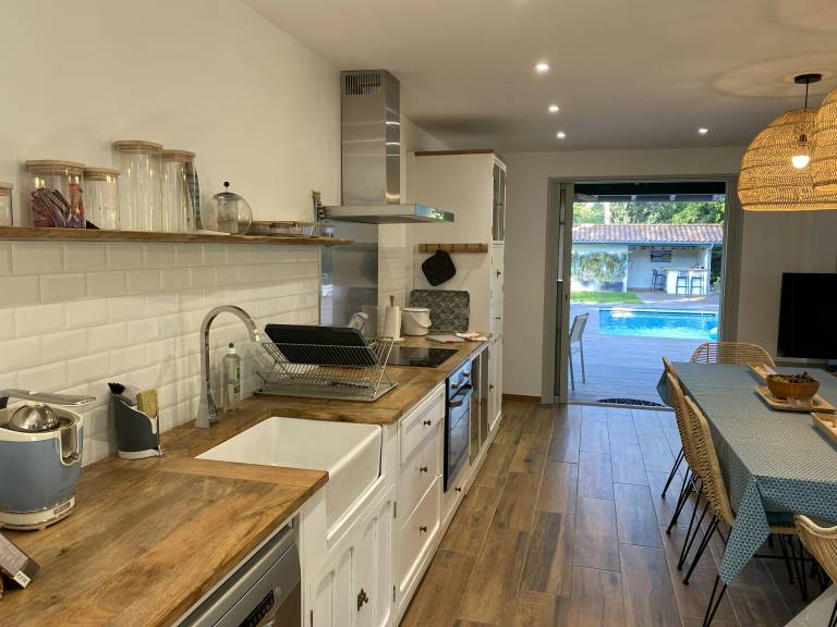 Family-oriented house with private pool, terrace & grill | Good for workation | Pet-friendly — photo 5