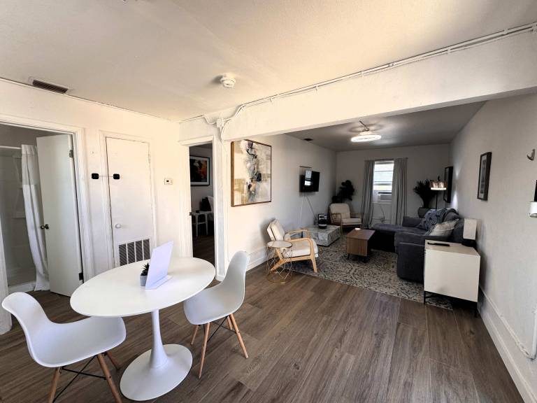 Apartment with dog in Grand Central District, Lake Maggiore Shore for amaximum of 4 people