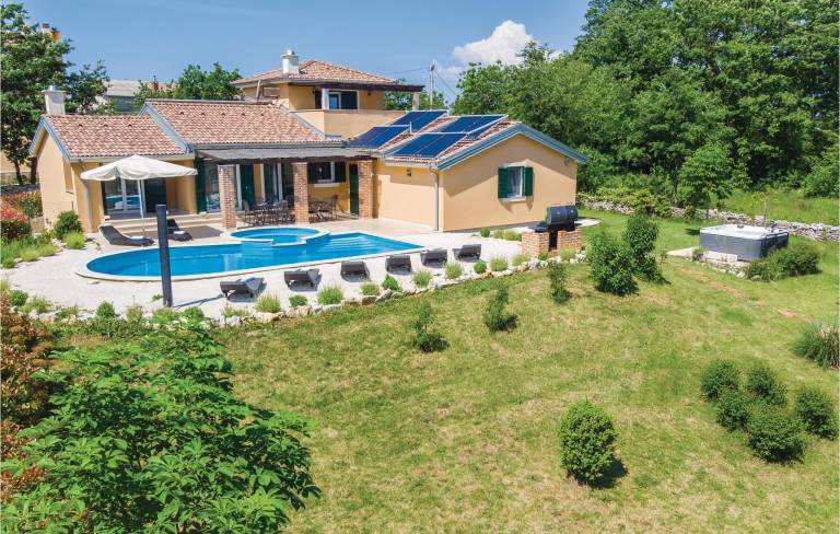Ferienhaus  Pusti