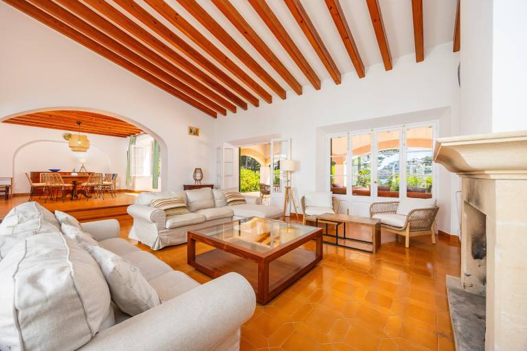Holiday Home 'Aladern' with Sea View, Private Terrace and Wi-Fi — photo 5