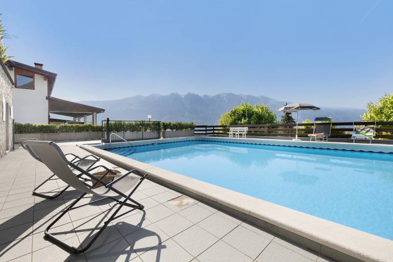 Apartment "Casa Lucy" with Lake View, Shared Pool & Wi-Fi — photo 2
