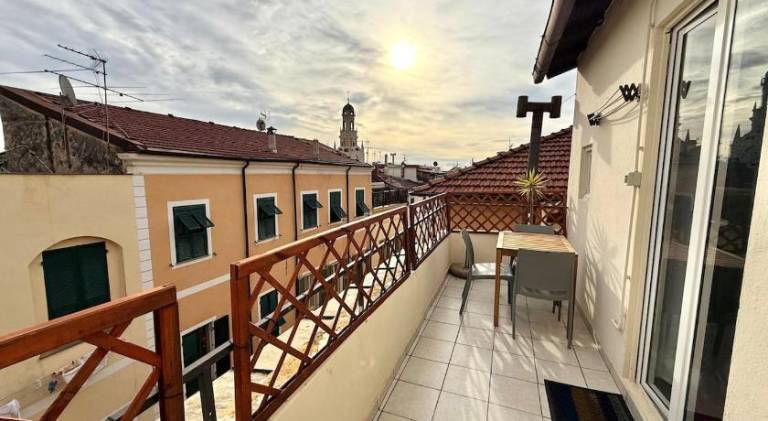 Rental apartment | Next to the beach | Pet-friendly in Sanremo