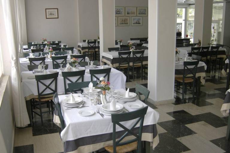 Ilis Hotel — photo 5