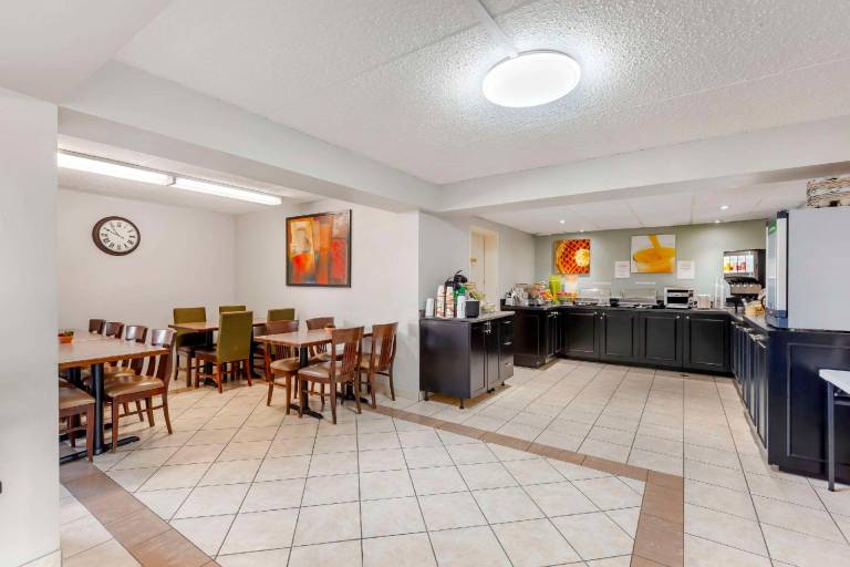 Quality Inn — photo 3