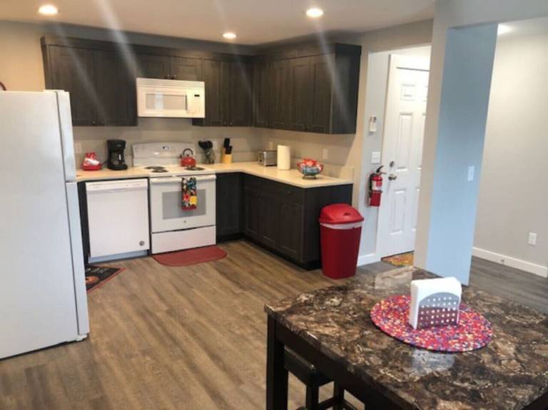 Apartment New West Side