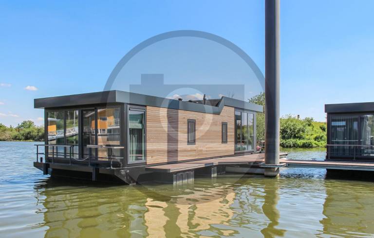 Huisboot Ohé en Laak