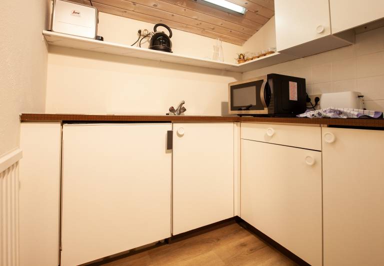 Rental apartment with yard — photo 5