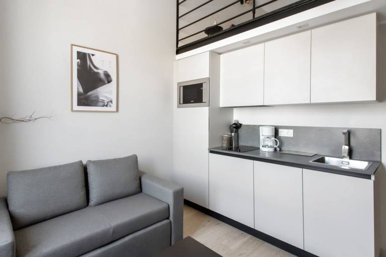 Children-friendly studio | Next to Place Masséna | Beach nearby | Pets are welcome — photo 3