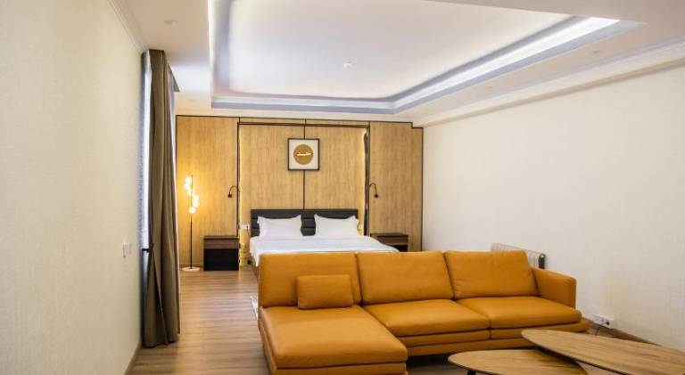 Silk Road Premium Hotel