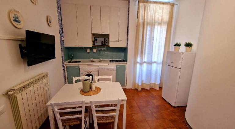 Apartment with 1 room for 4 persons — photo 3