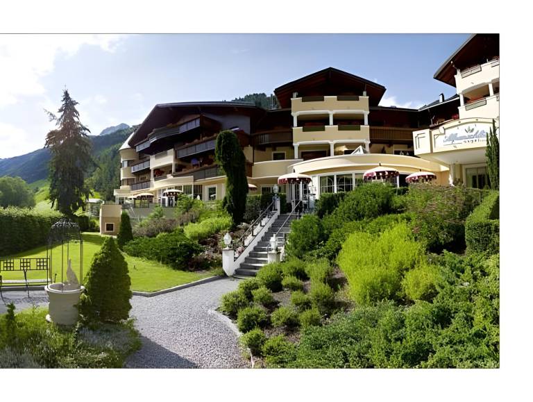 Amonti Wellnessresort in Valle Aurina