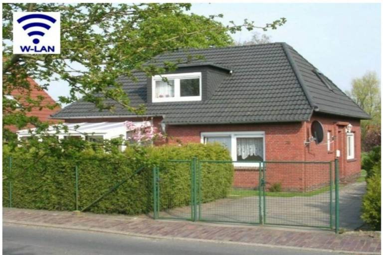 Vacation home with yard | Pet-friendly in Wittmund