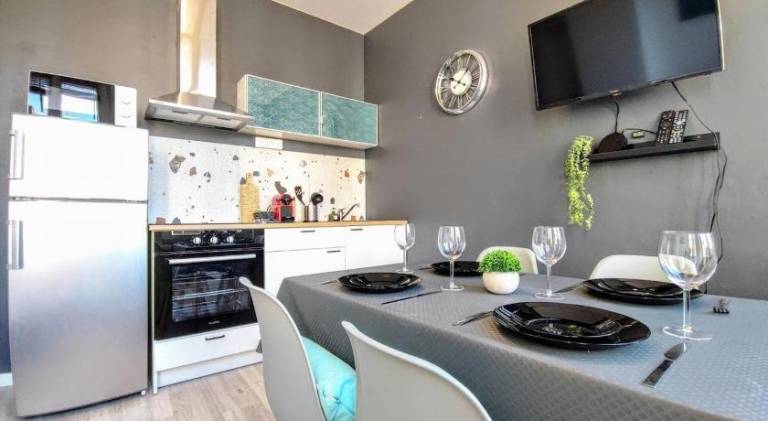 Rental apartment with 2 rooms for 4 persons — photo 4