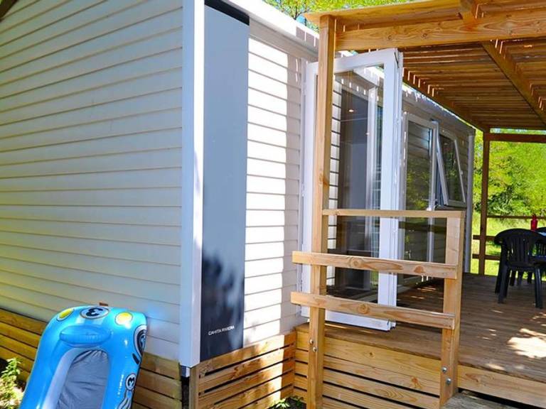Mobile home with patio & heated pool — photo 4